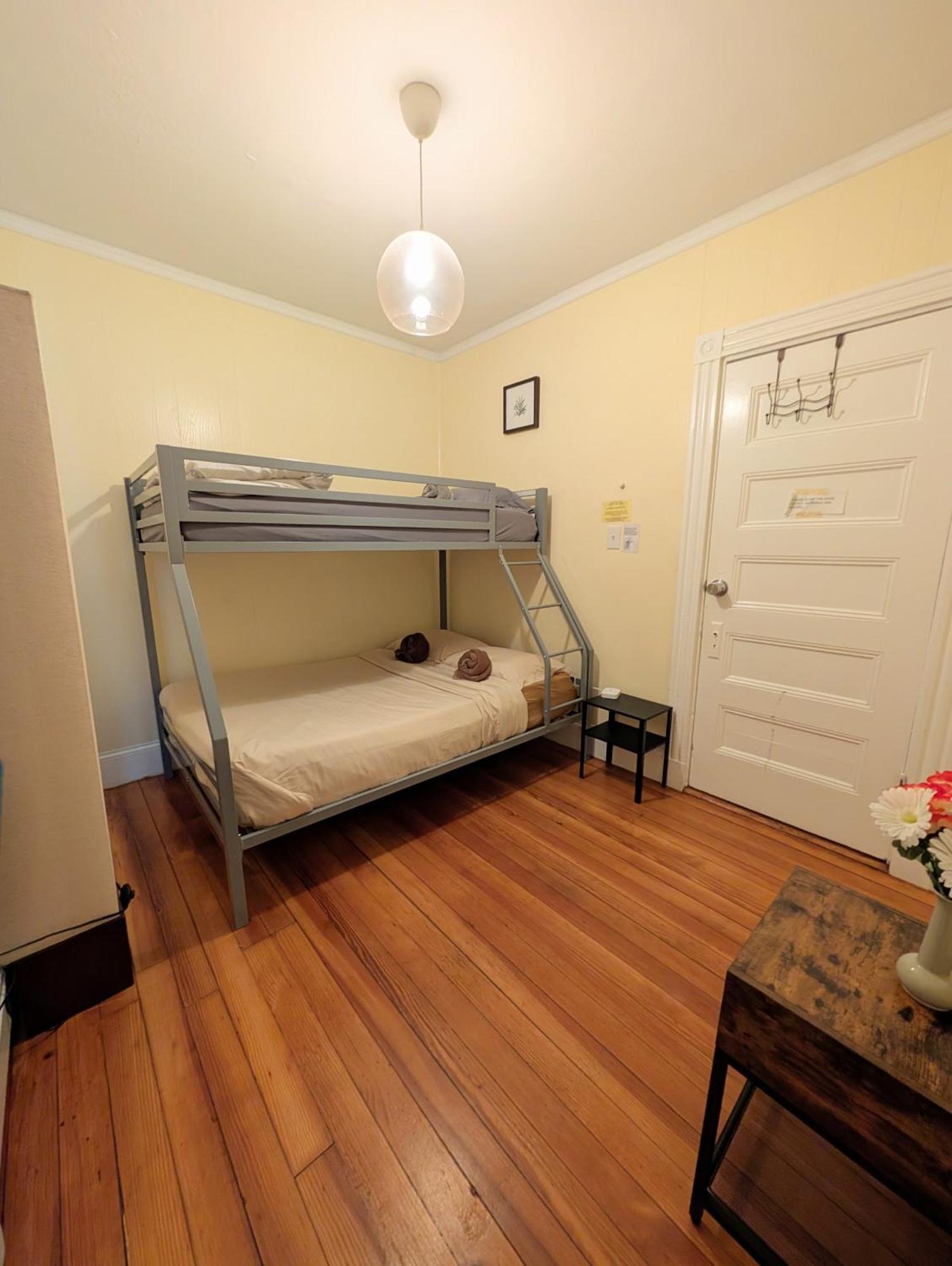 Hostel Homestel
