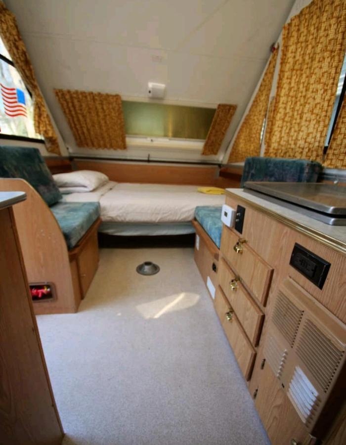 Hostal Homestel *