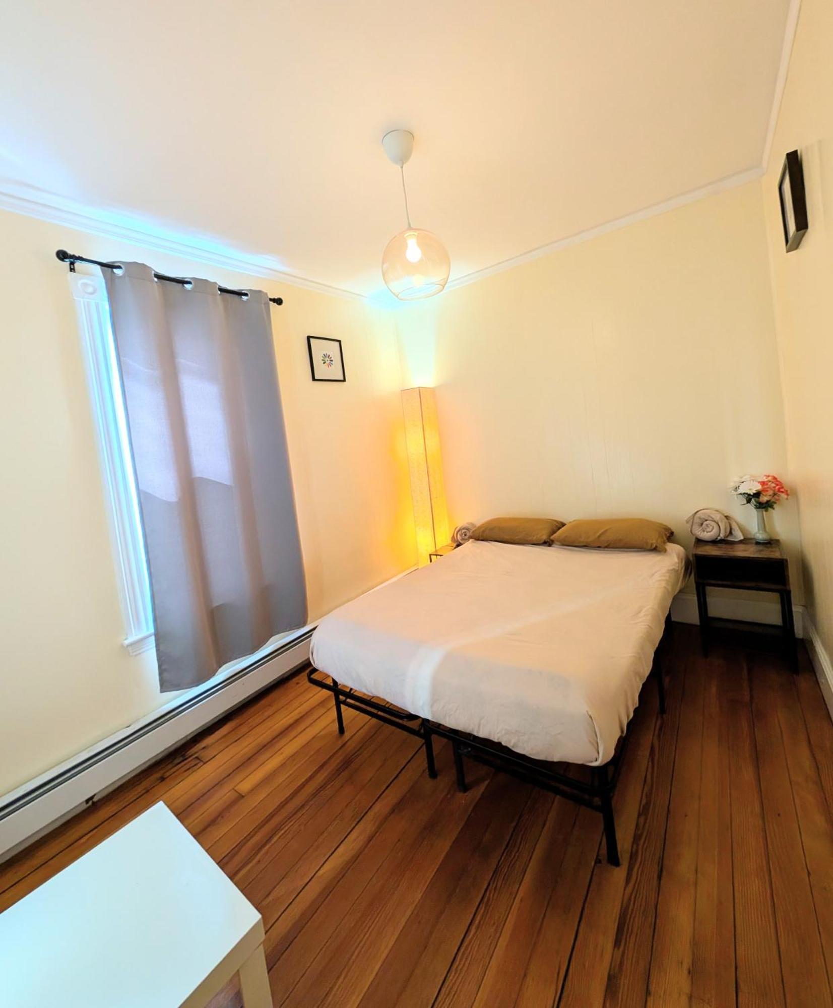 Hostal Homestel Boston